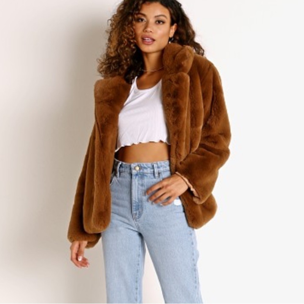 APPARIS Manon Faux Fur Jacket Camel size XS NWT
